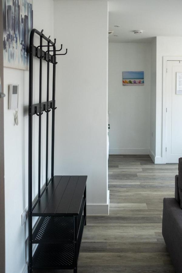 Modern One Bedroom Apartment In Town Centre & 4 Min To The Beach Bournemouth Exteriér fotografie